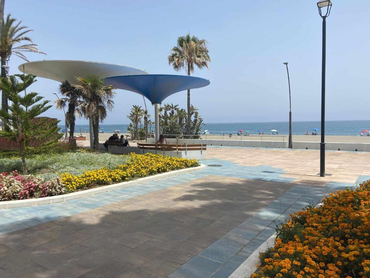 Victoria Home & Parking Estepona Eksteriør billede